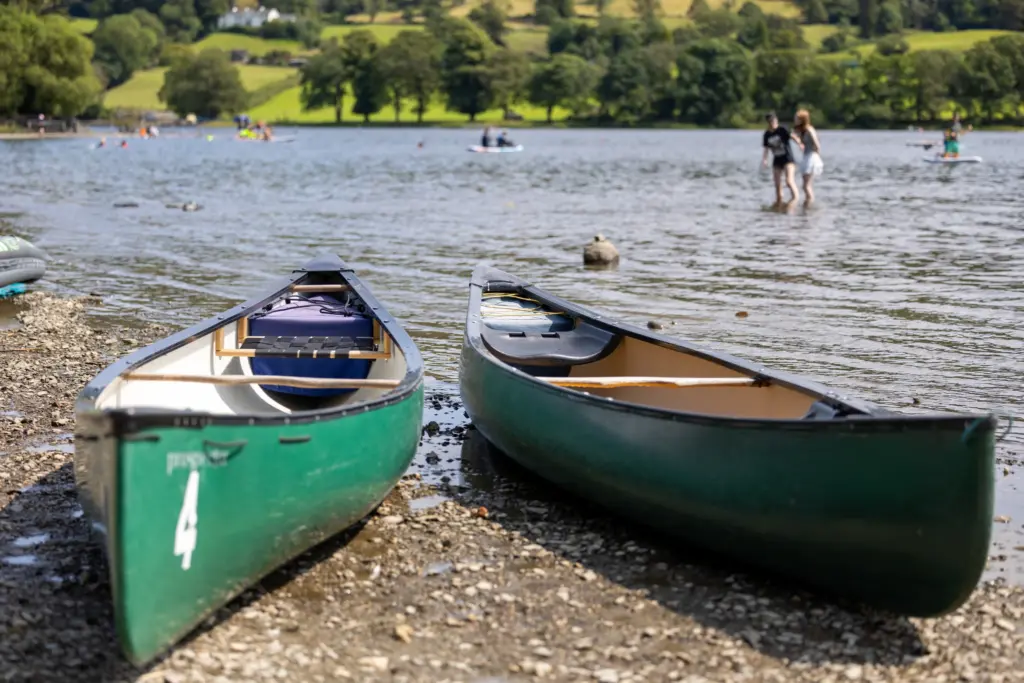 Canoe hire